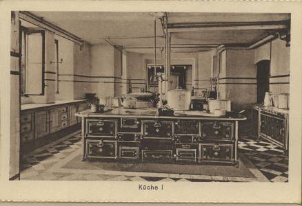 Innenansicht der Küche in den 1930er Jahren