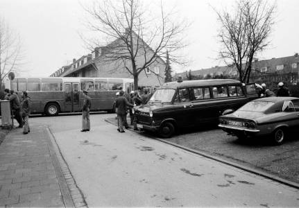 Im Februar 1980 wird in der Sertürnerstraße ein besetztes Haus geräumt und sofort abgerissen. (Foto: Archiv Pressestelle FH Münster) 