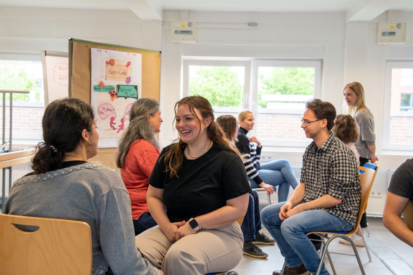 Studierende testen theaterpädagogische Methoden. (Foto: FH Münster/Michelle Liedtke)
