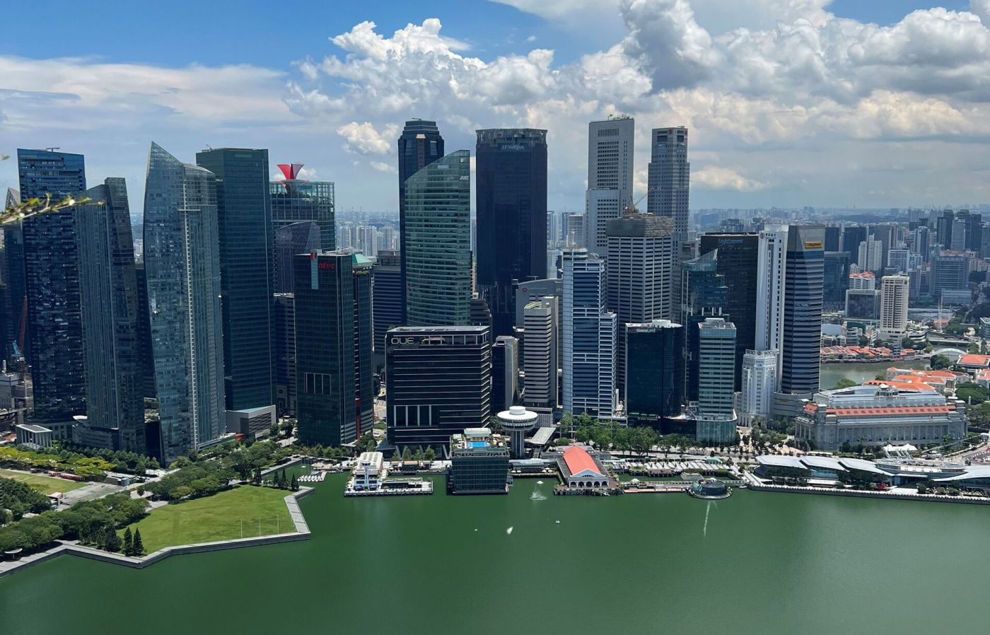 Skyline in Singapur. 