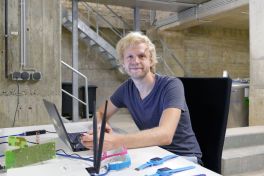 Christoph Saatjohann ist Doktorand im Labor für IT-Sicherheit und hat Tipps für sicheres Surfen. (Foto: FH Münster/Jana Schiller)